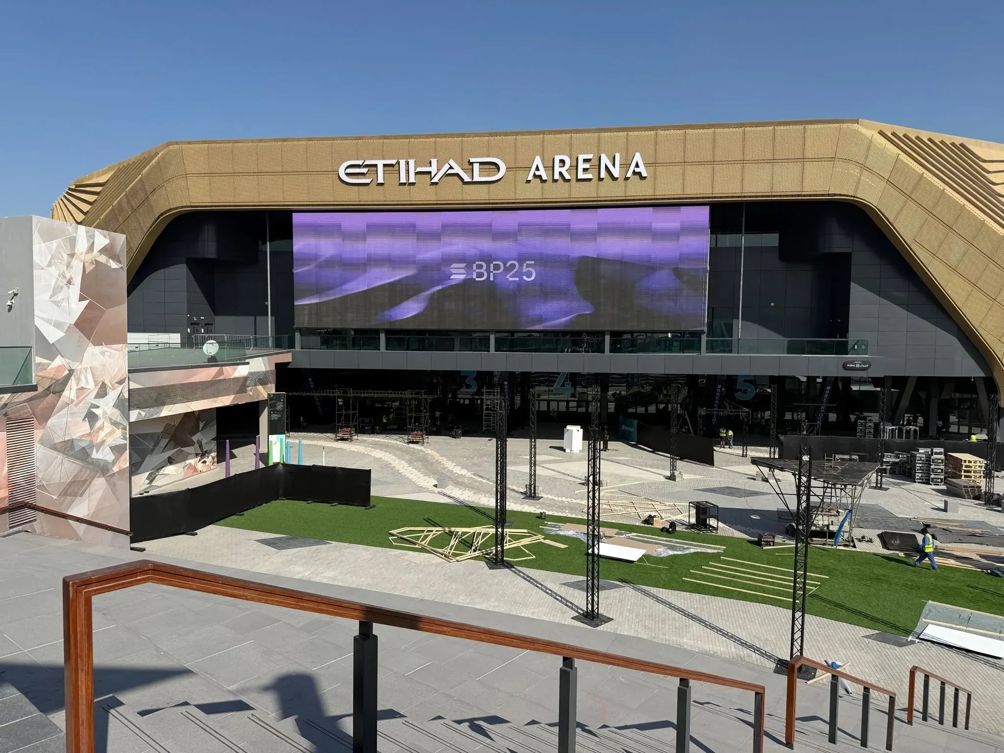 Exterior of Etihad Arena in Abu Dhabi, venue for Solana Breakpoint 2025